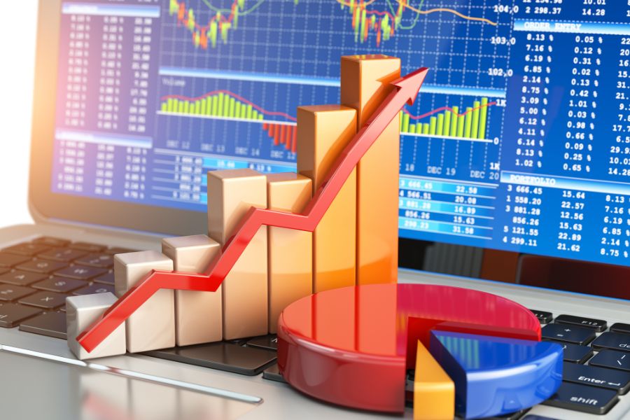 U.S. Stock Markets Surge Following Tariff Delay and Strong Earnings Reports