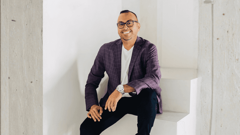 "Alex Ordoñez, Senior Luxury Real Estate Agent in West Palm Beach, known for his personalized service and client care."