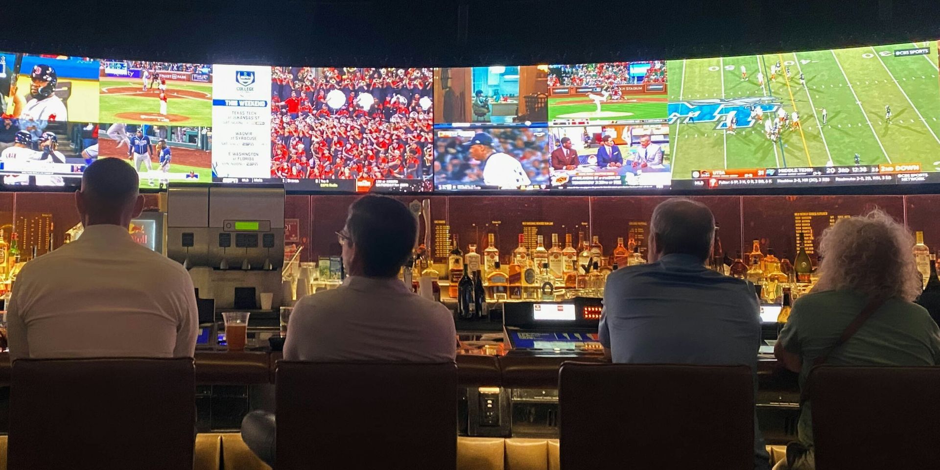 Hulk Hogan to Open $7M ‘Slam’ Sports Bar Across from Madison Square Garden