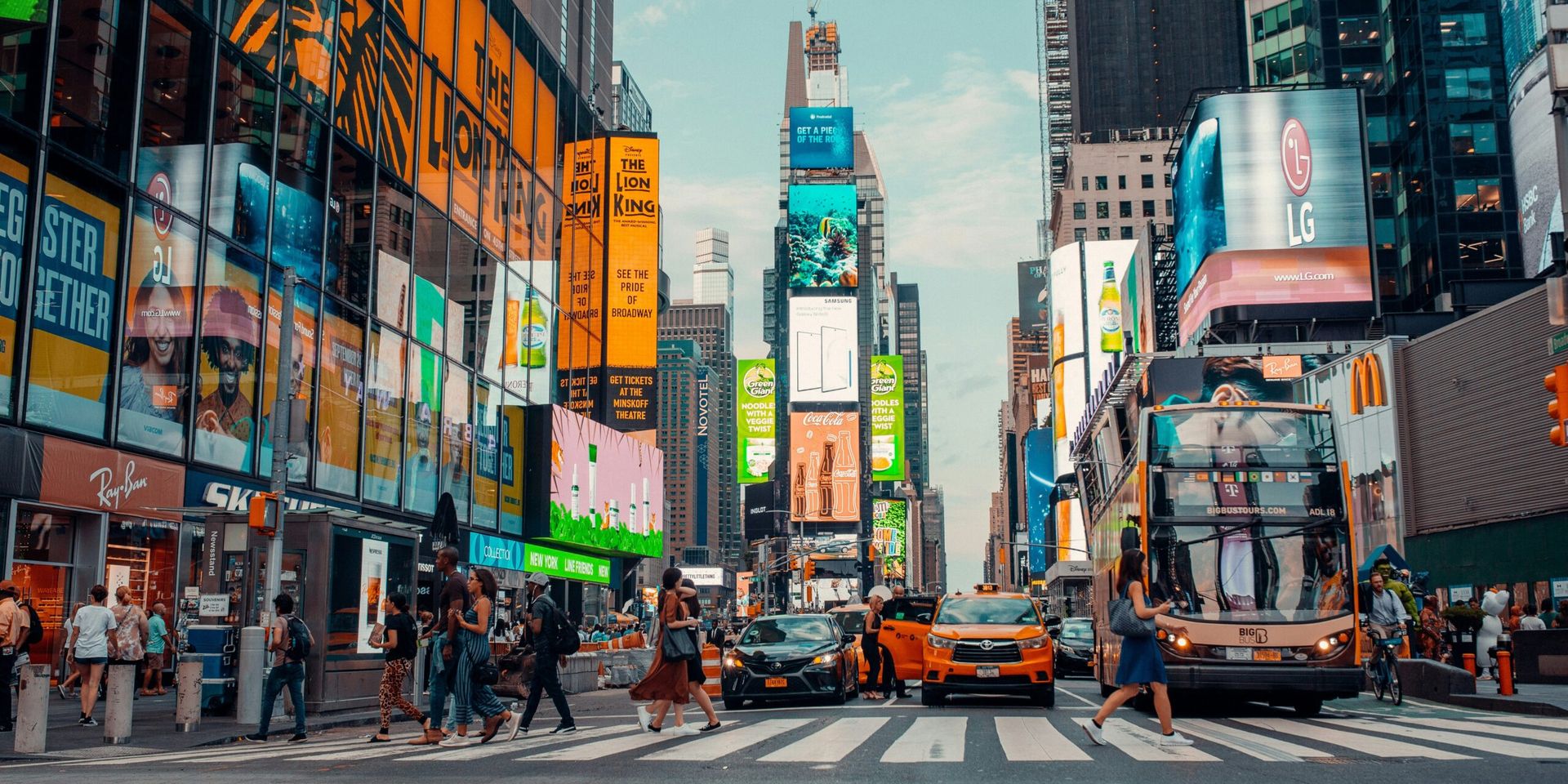 Broadway and Holiday Events Draw Crowds in New York City