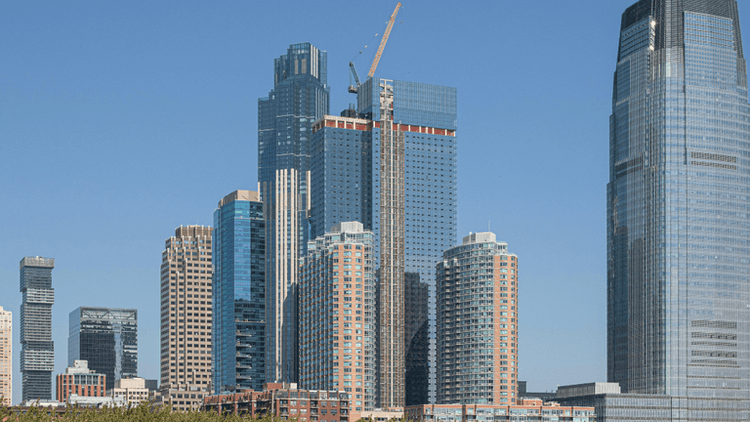 Lower Manhattan’s Skyline Rises Again as New York Navigates Growth, Safety, and Cultural Momentum