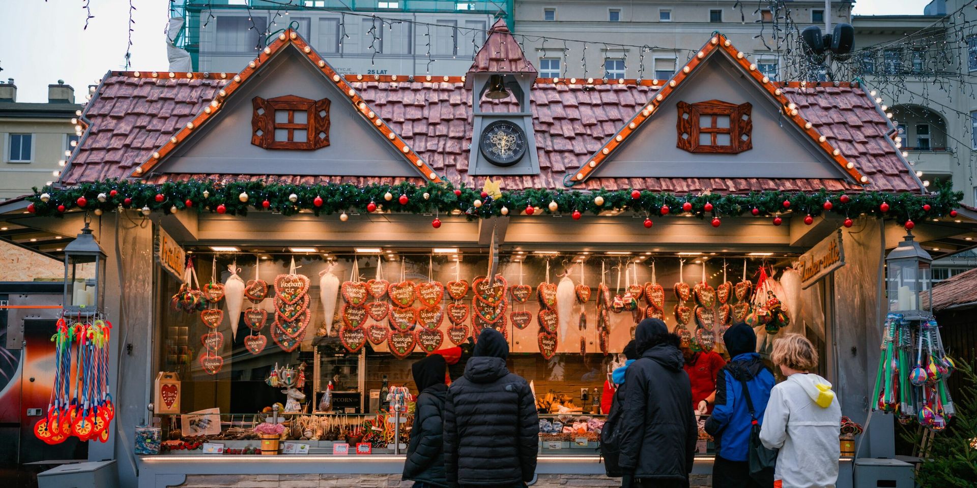 Holiday Shops at Bryant Park: A Festive Destination for Winter Shopping