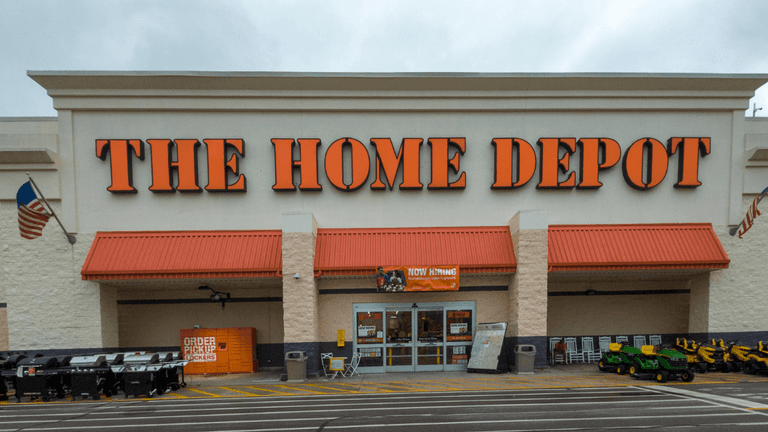 Home Depot Earnings Report Offers Fresh Look at U.S. Consumer and Housing Demand