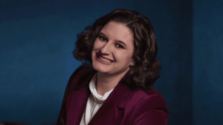 Sherri Fulmer Moorer, award-winning author and founder of Broken Reality Books, reshaping science fiction with empowering narratives for women.