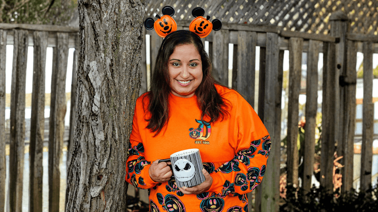 Sonia Gupta, South Asian Disney influencer, sharing her passion for Disney through unique cultural insights and insider tips.