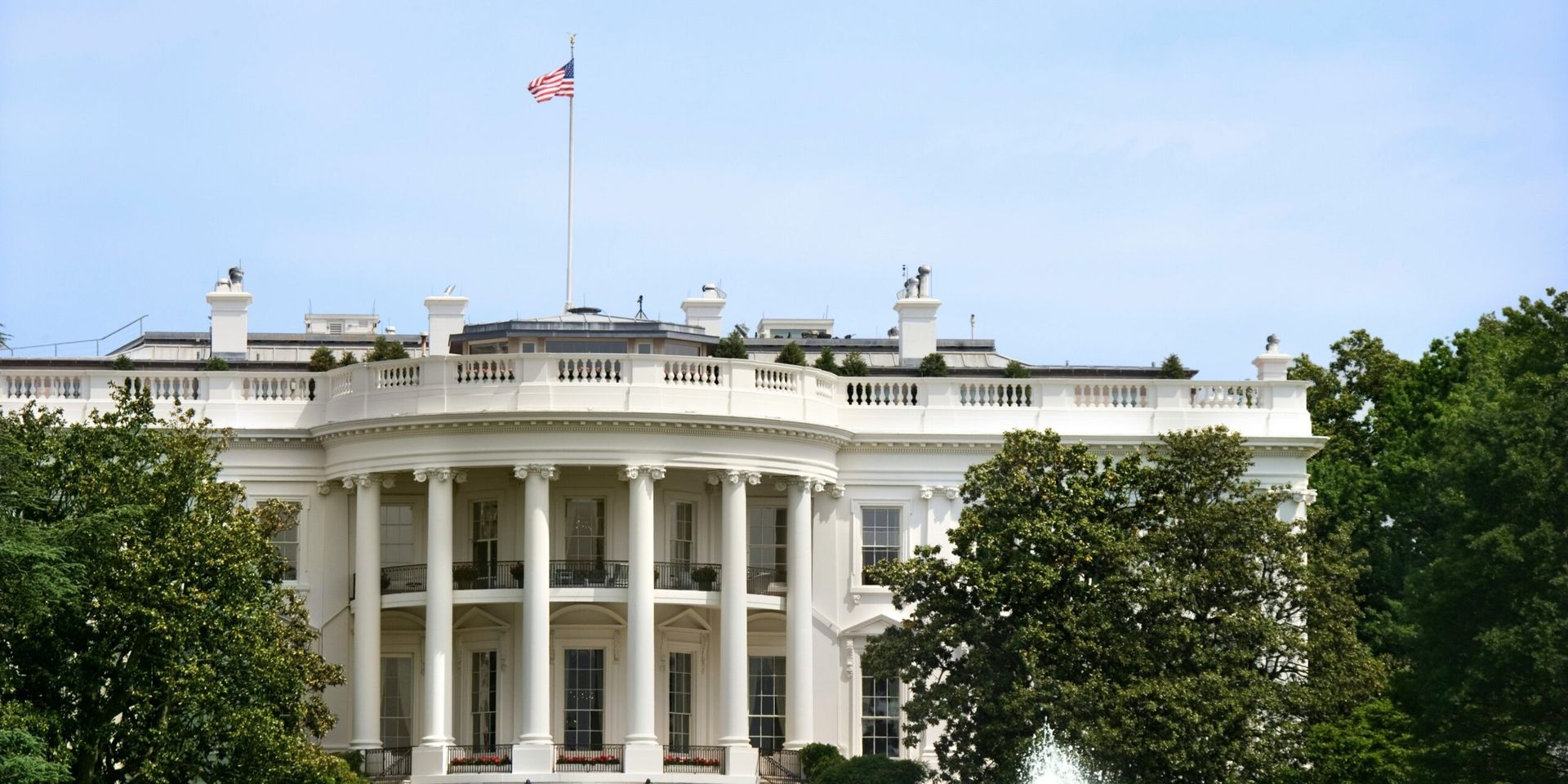 Trump Proposes UFC Title Fight at White House for America’s 250th Celebration