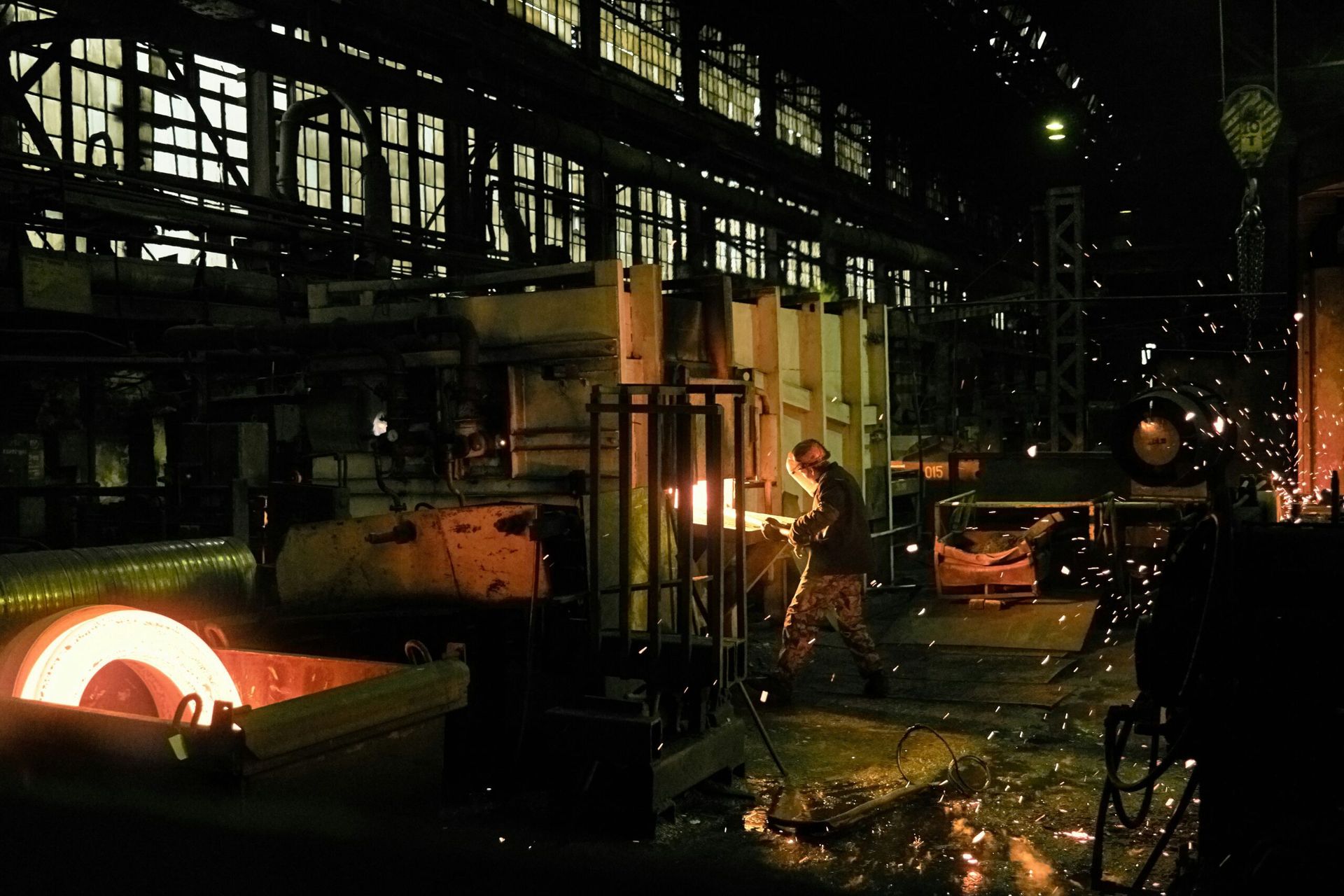 US Steel Industry Faces Consolidation Amid Trade Tensions