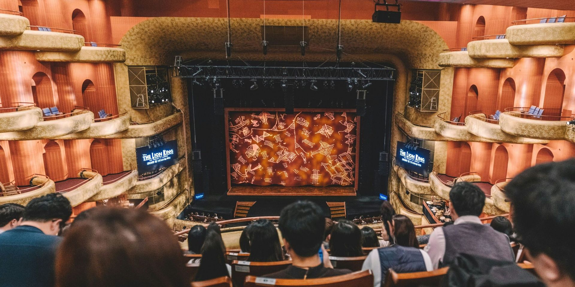Broadway Reinvents Itself: The Rise of Immersive Theater Experiences