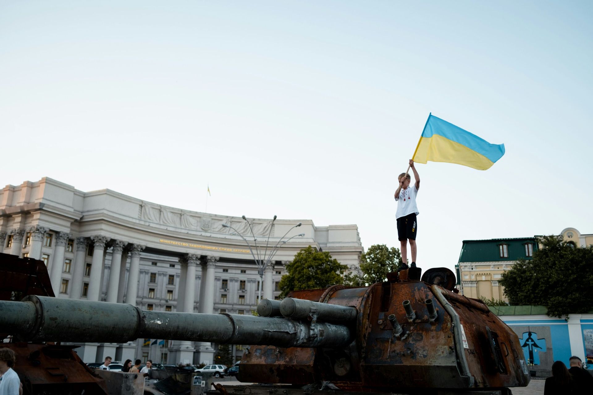 Global Stock Markets Plunge Amid Ukraine Crisis
