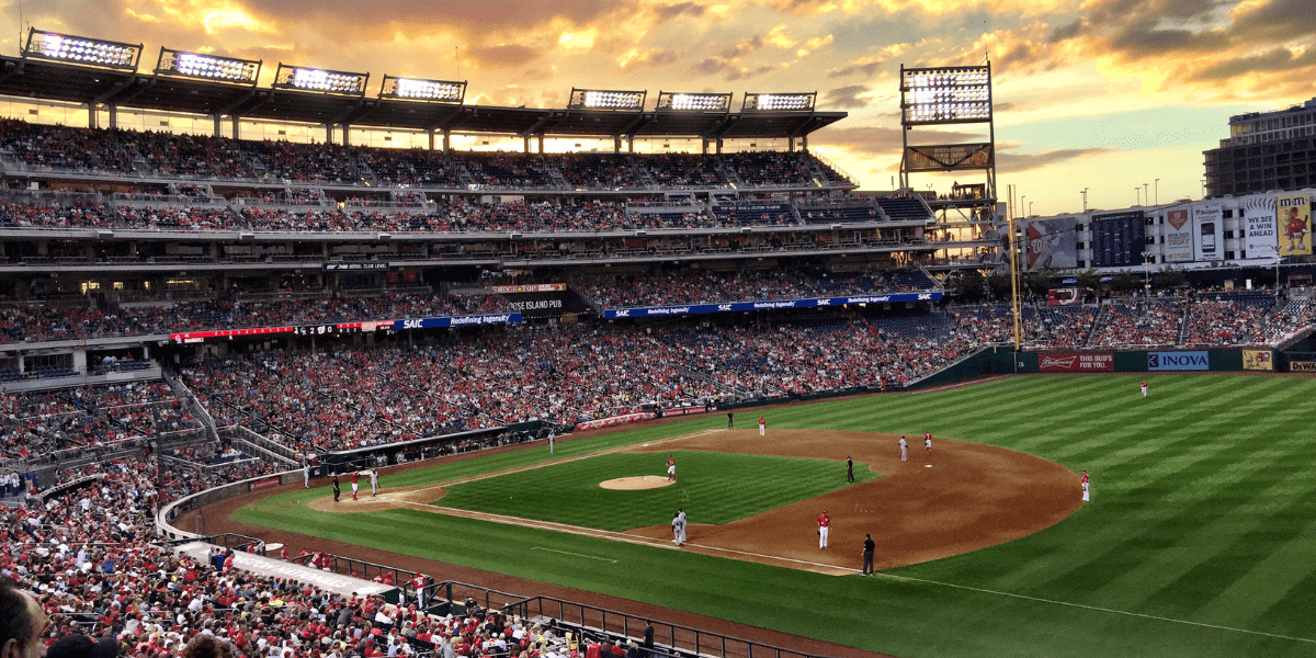 U.S. Sports Roundup: Playoff Pushes, Rivalries, and a Packed Multi-League Slate