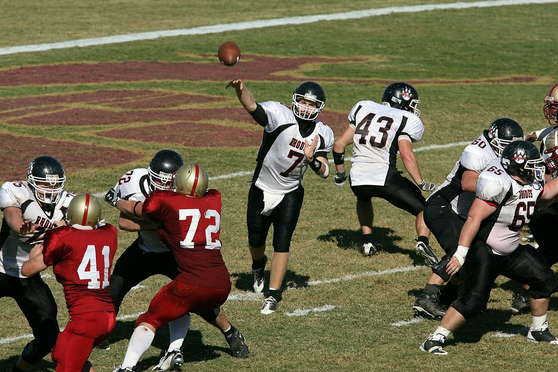 College Football 2024: Early Playoff Contenders and the Race for the National Championship