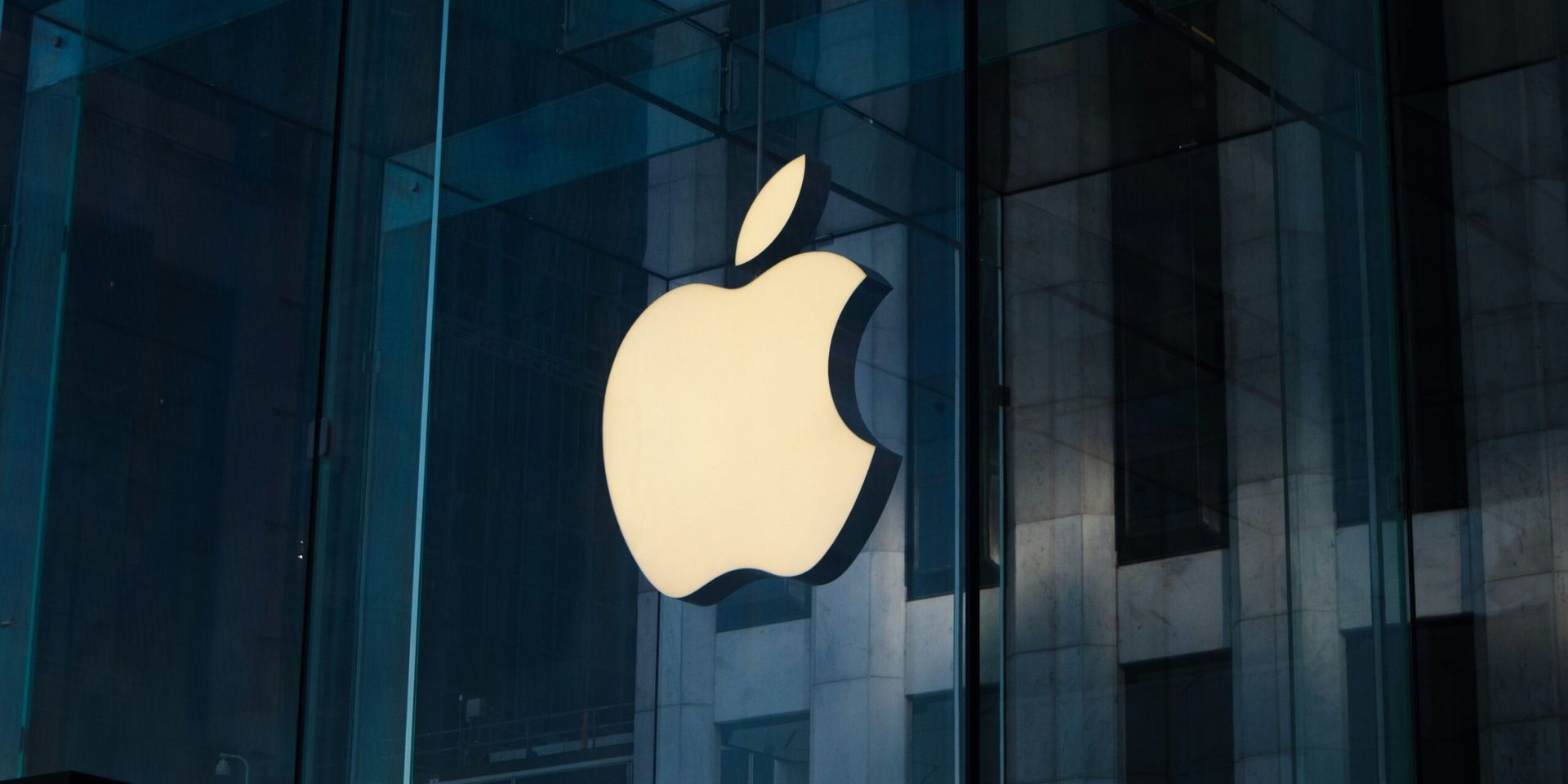 Apple Challenges €500 Million EU Fine Over App Store Practices