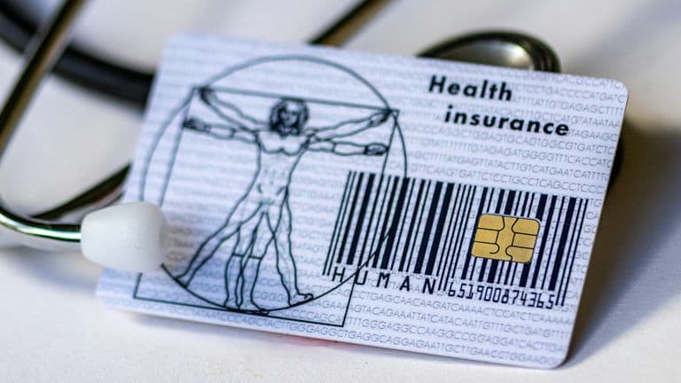Markets Rally on Tech Strength as Health Insurers Slide