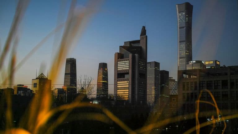 China Implements Surprise Rate Cut to Stimulate Growth