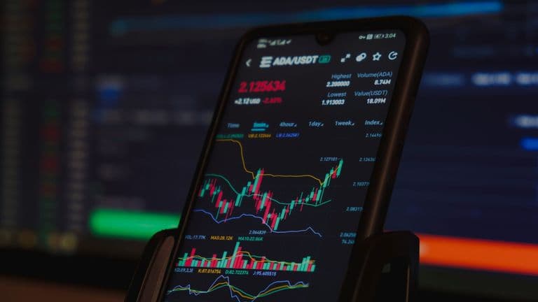 U.S. Stock Market Begins November 2025 with Optimism as Tech, AI and Easing Inflation Drive Momentum
