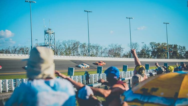 Mage Stuns the Field in a Dramatic 2023 Kentucky Derby Victory
