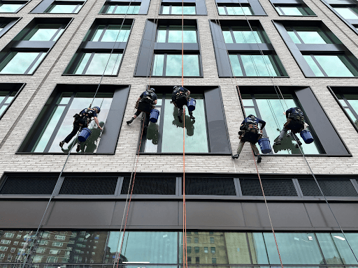 Total Window Cleaners: Ensuring Scratch-Free, Spotless Windows Across New York City