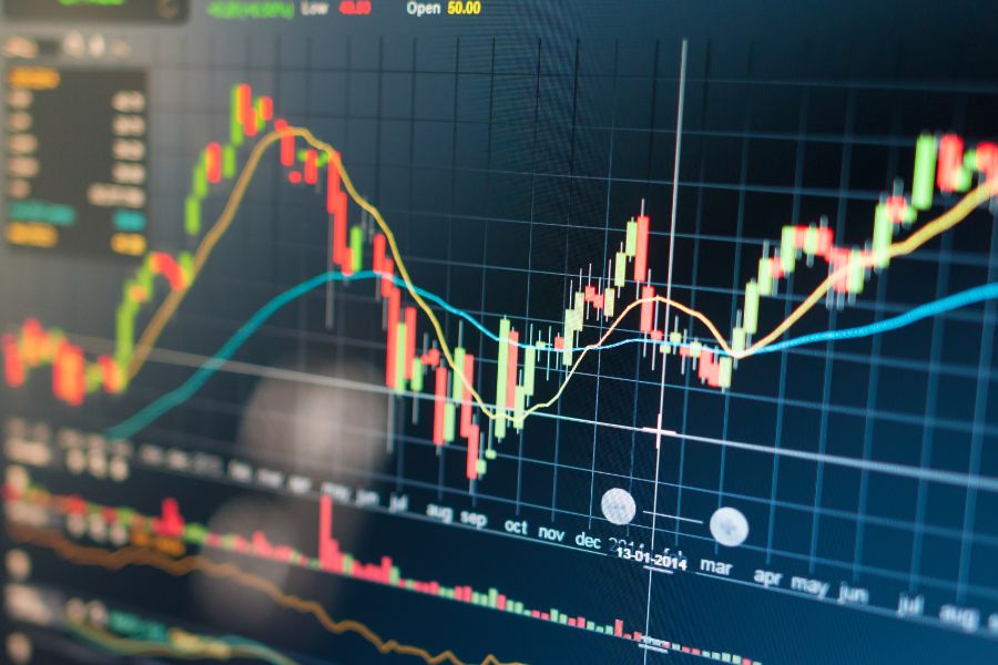 Global Stock Markets Surge Despite Persistent Trade Tensions