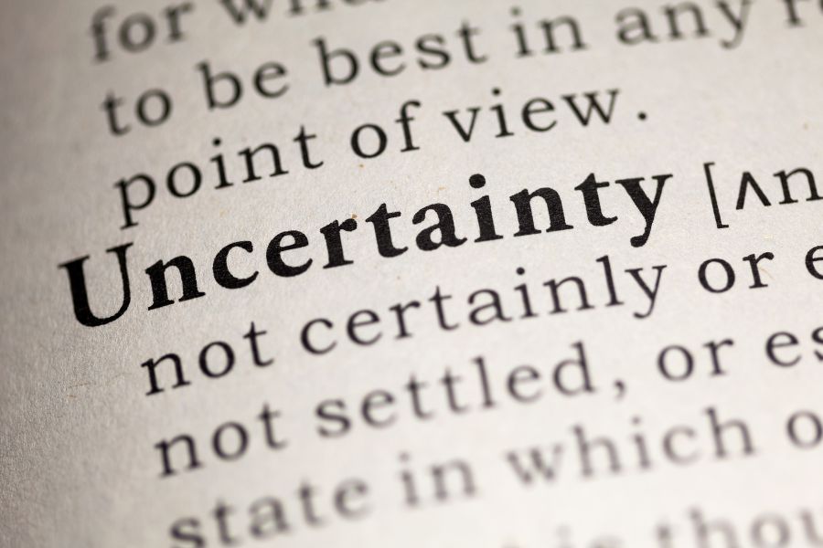 UK Private Sector Confronts Unprecedented Economic Challenges as Uncertainty Deepens